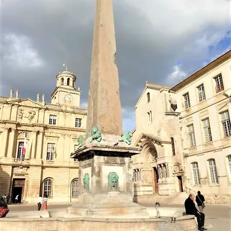 Joli Studio A Deux Pas De La Place Du Forum Arles Buitenkant foto