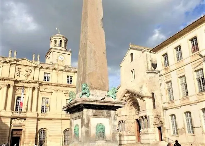 Joli Studio A Deux Pas De La Place Du Forum